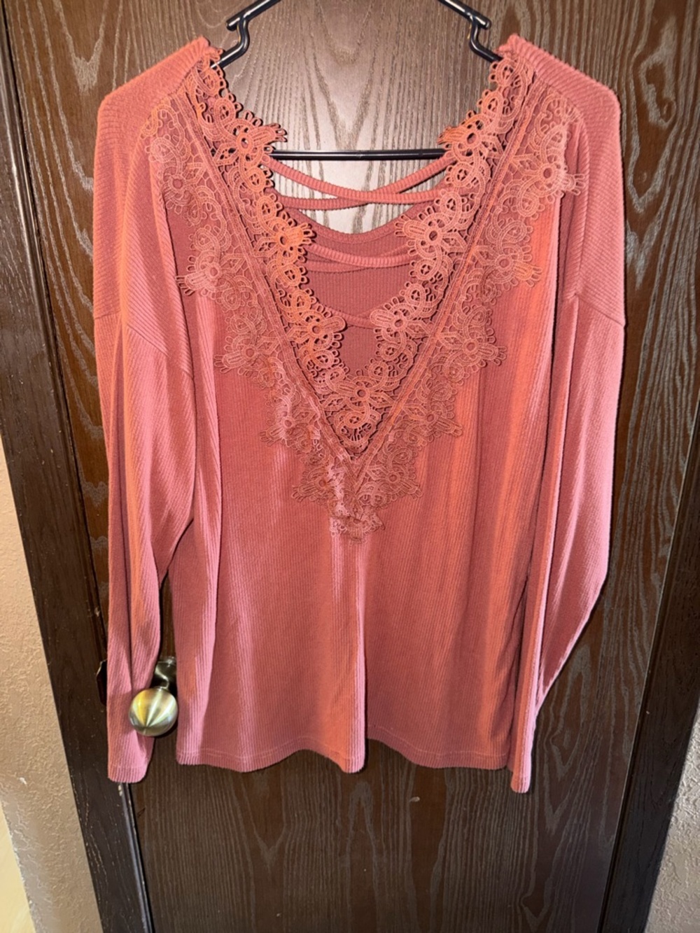 White Birch Dusty Rose Lace V-Neck Long Sleeve Top